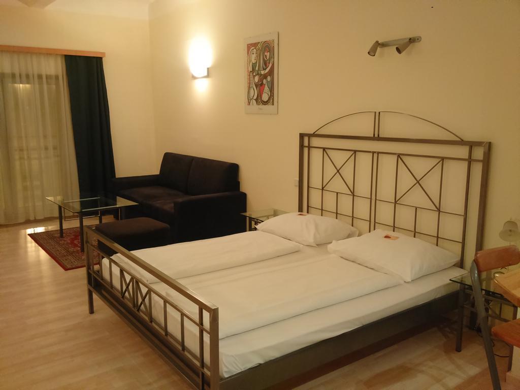 Excellence 4* Wien