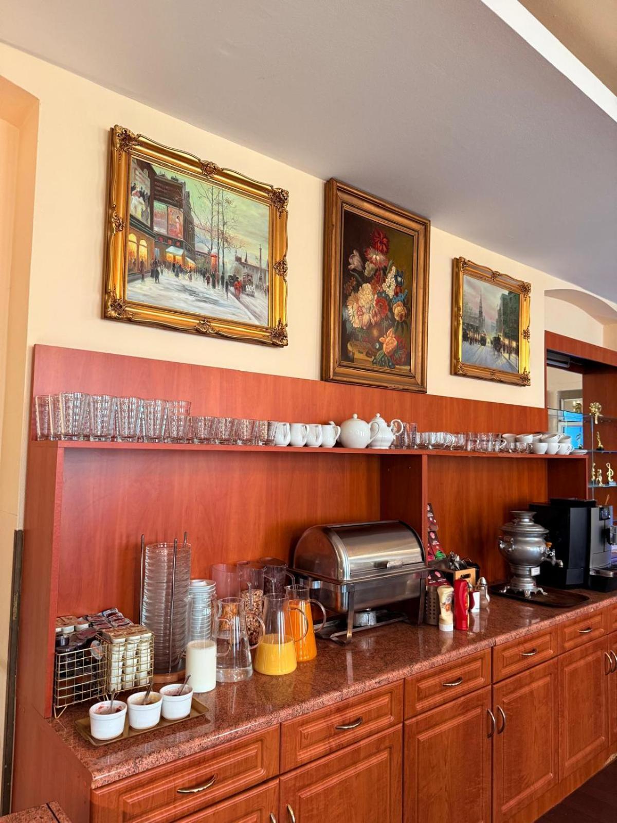 Excellence Hotel 4*